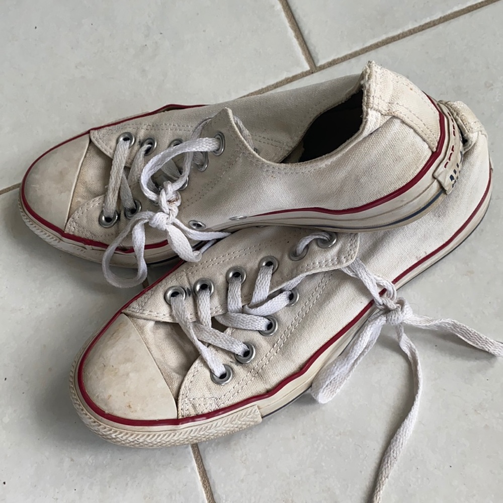 White converse